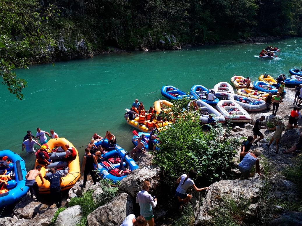 [POPULARNO] Izaberite aktivan odmor – krenite na rafting u kanjon Tare i doživite nezaboravnu avanturu sa Highlander timom!