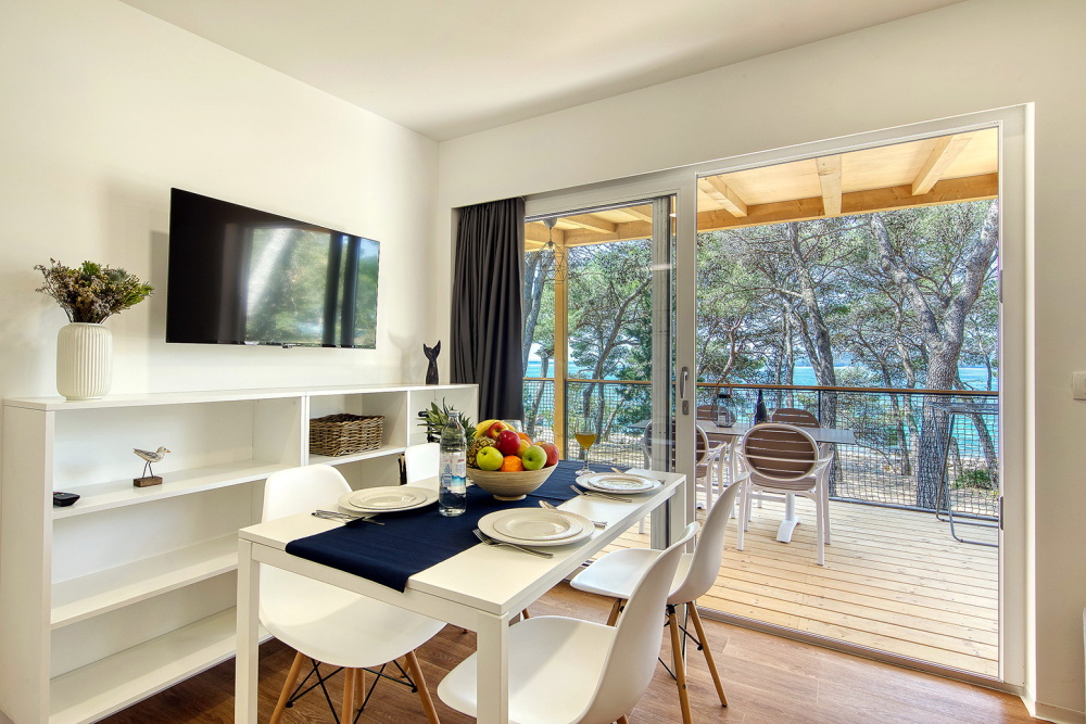 [Pakoštane] Pine beach resort***: Proljetni odmor u resortu smještenom u prirodnoj uvali s prekrasnom prirodnom pješčanom plažom!