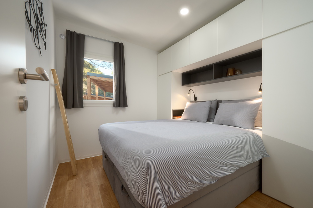 [Pakoštane] Pine beach resort***: Proljetni odmor u resortu smještenom u prirodnoj uvali s prekrasnom prirodnom pješčanom plažom!