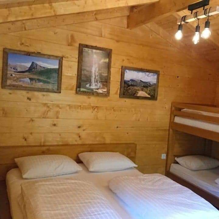 [POPULARNO] Izaberite aktivan odmor – krenite na rafting u kanjon Tare i doživite nezaboravnu avanturu sa Highlander timom!