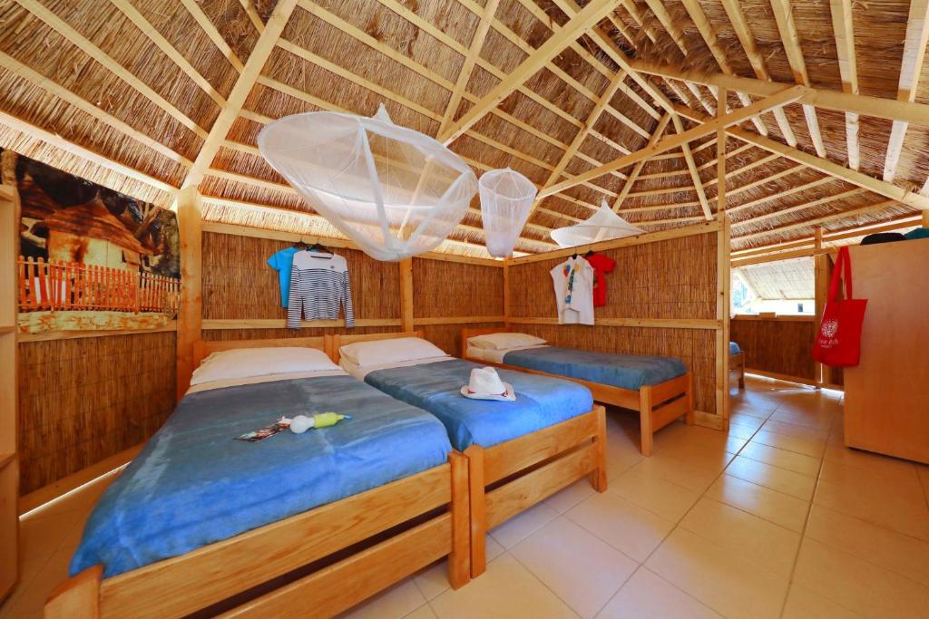 [Pakoštane] Pine Beach Bungalows all inclusive***: Rani ljetni odmor u resortu smještenom u prirodnoj uvali s prekrasnom prirodnom pješčanom plažom!