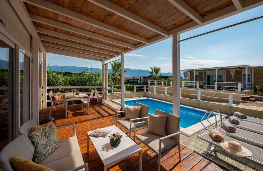 [Otok Pag - Kolan] Terra Park SpiritoS Holiday Homes****: Kamp prelijepih plaža, fantastičnog spoja prirode i luksuza za novu dimenziju odmora!