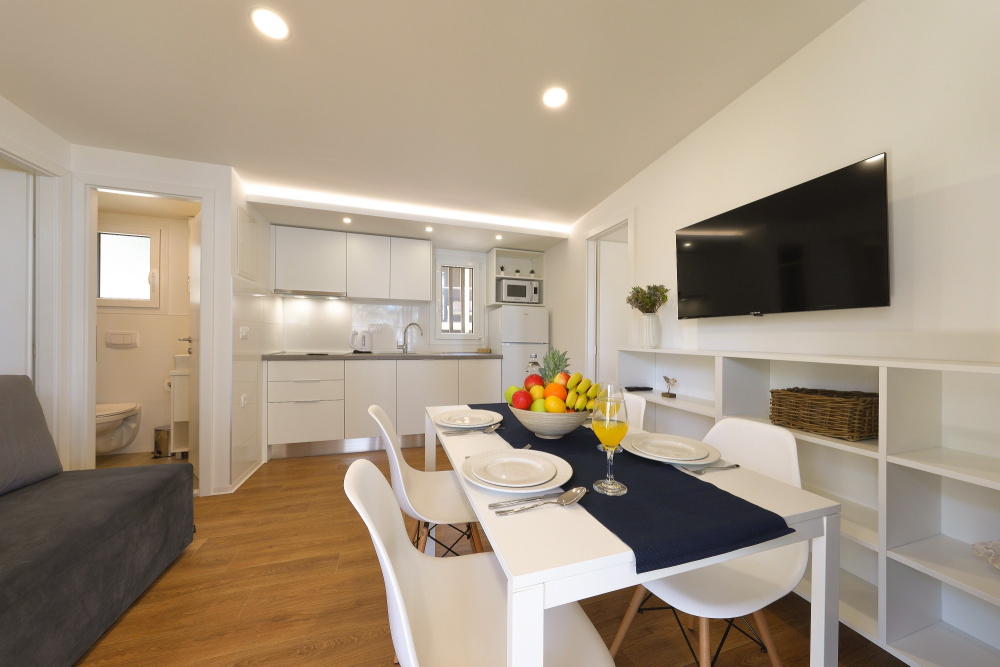 [Pakoštane] Pine beach resort***: Proljetni odmor u resortu smještenom u prirodnoj uvali s prekrasnom prirodnom pješčanom plažom!