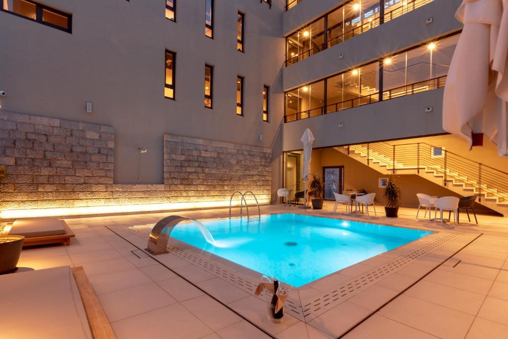 [Omiš] Hotel Nestos****: Proljeće u hotelu Nestos – večera na račun kuće!